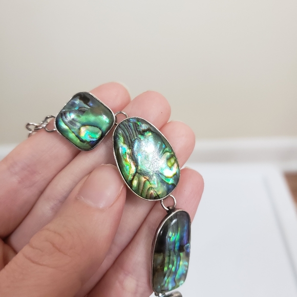 Abalone Shell Bracelet Toggle Closure Silver Color - Picture 6 of 9